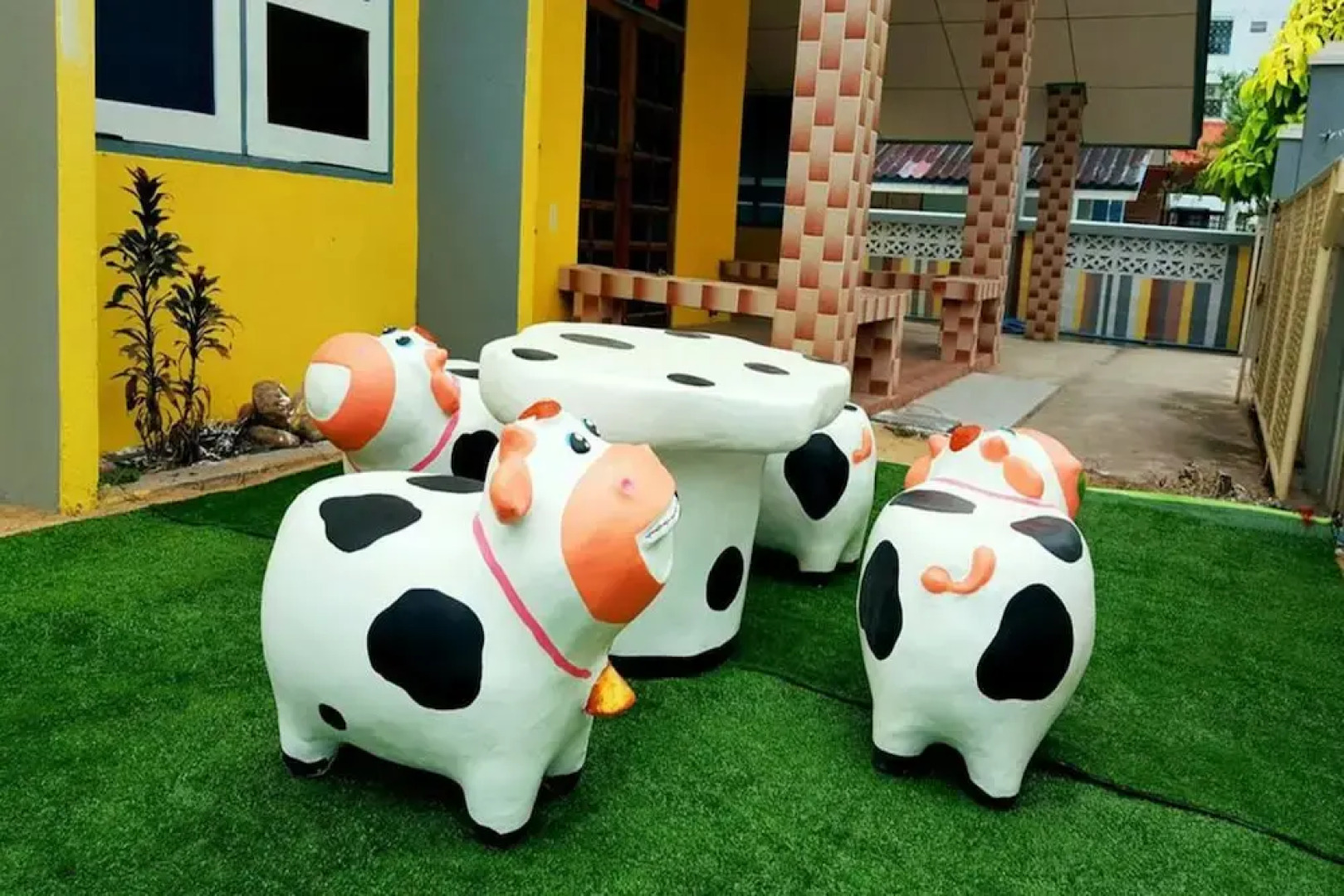 Rurtark Rukturr@8Riew