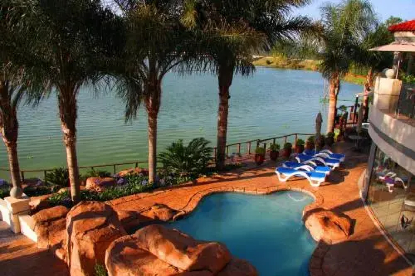 The Blue Crane Villa