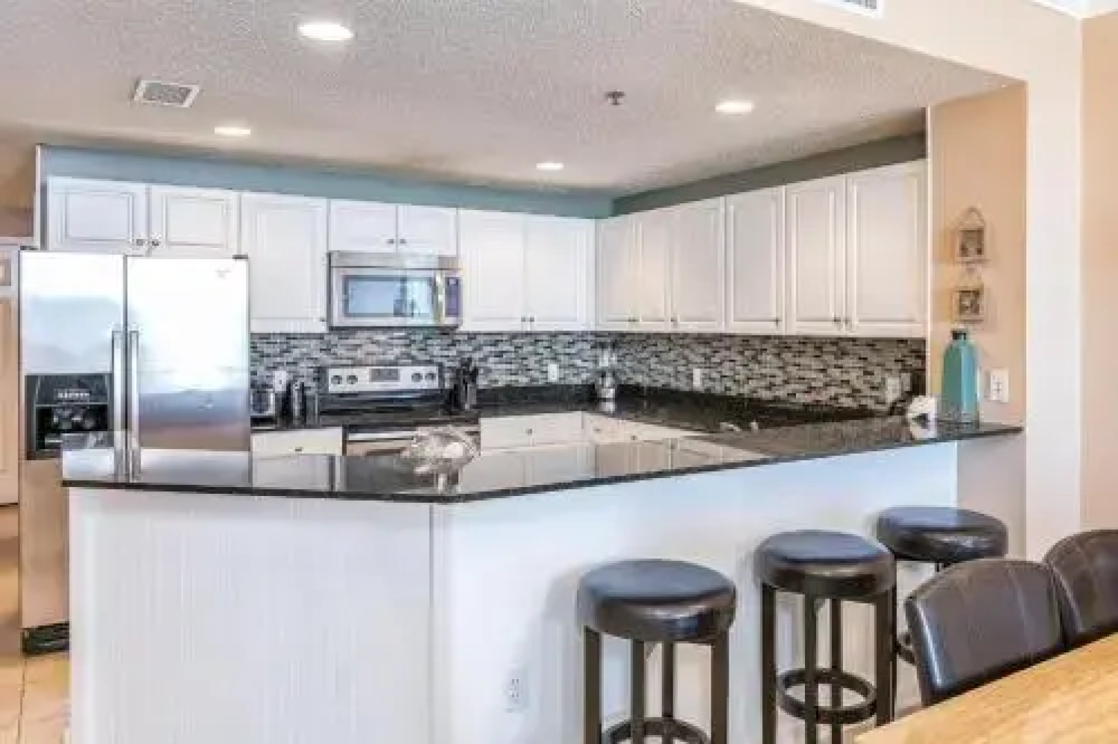 Beach Club 203b