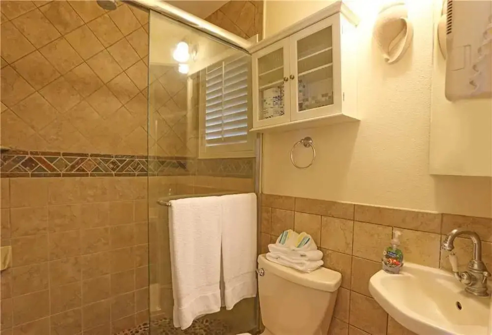 Lokelani C205 by RedAwning