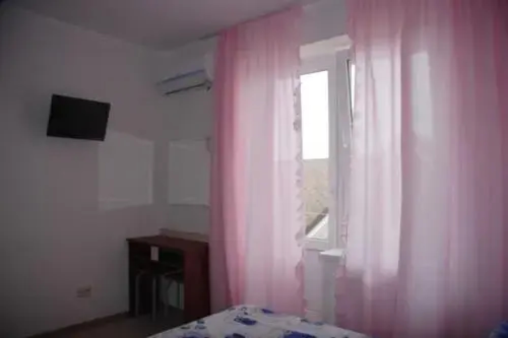 Luzur