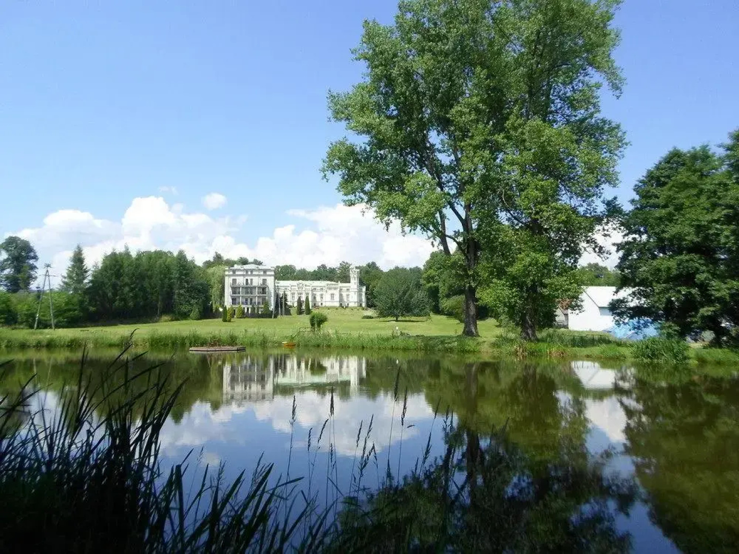 Paszkówka Granary Hotel