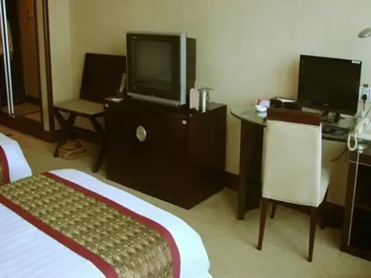 Zhangzhou Longhai Diamond Hotel