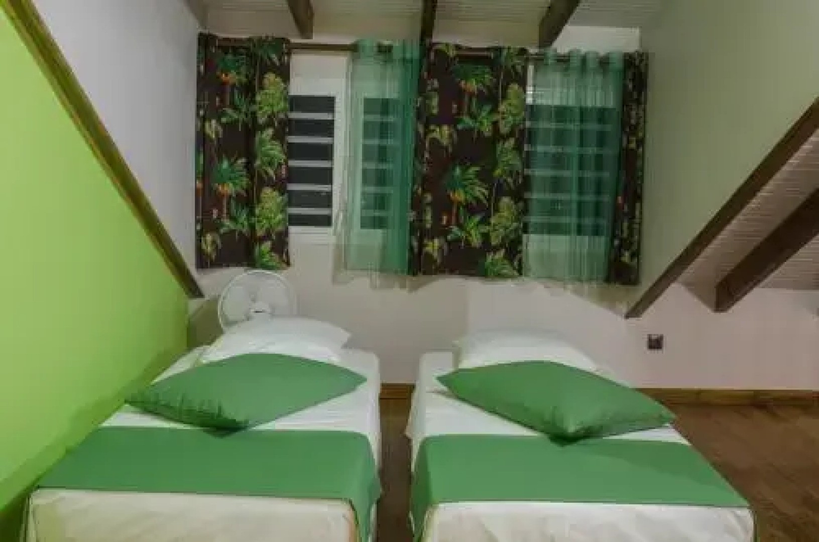 Residence Can' Hibiscus