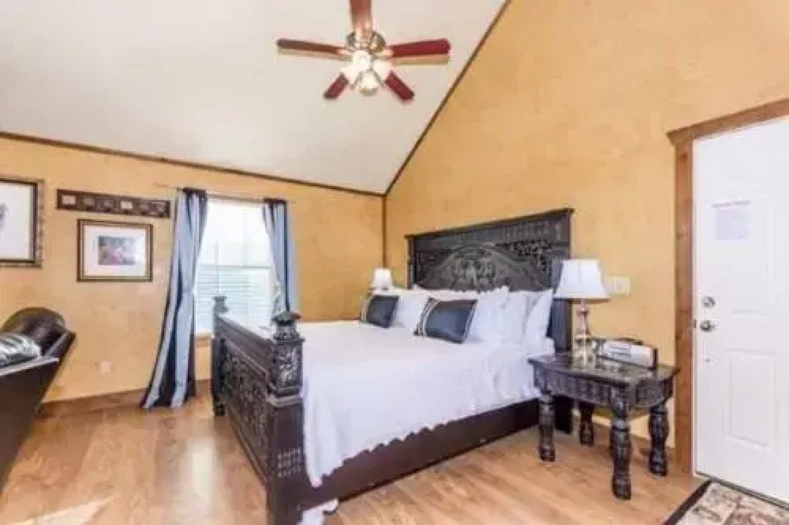 Appian Way Provence Cottage