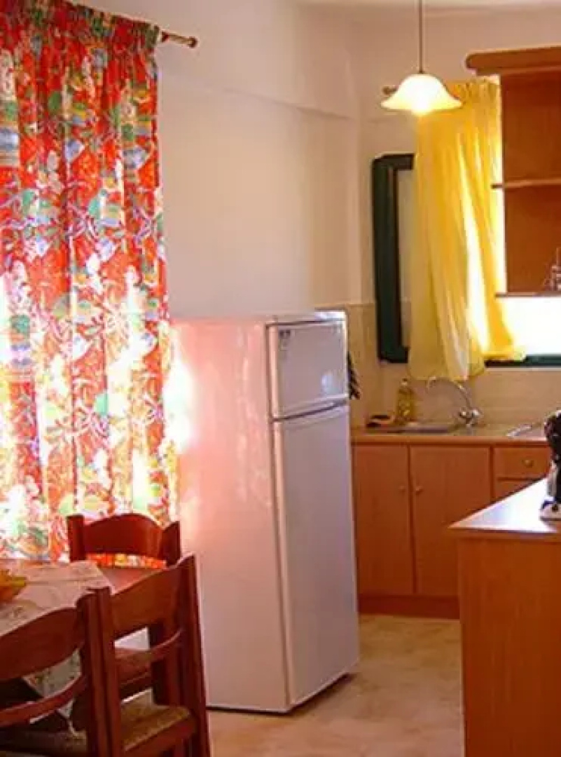 Rousolakos Apartments