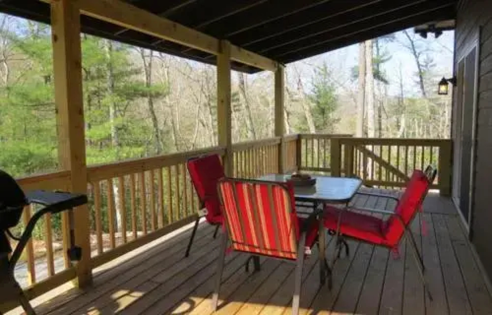 Wolf Creek Lake Cabins - Oakview Cabin