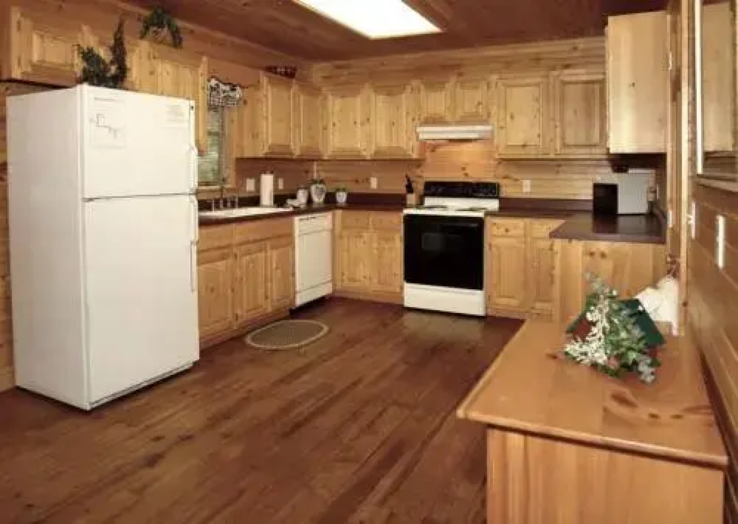 Lamb's Cabin by the Creek - 3 Br Cabin