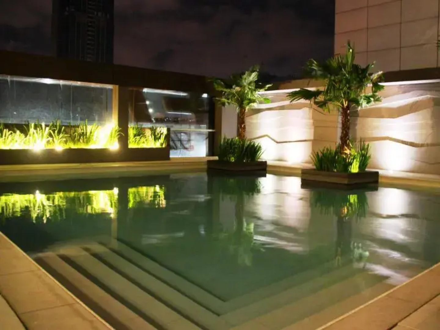 The Redbloom Suites BGC