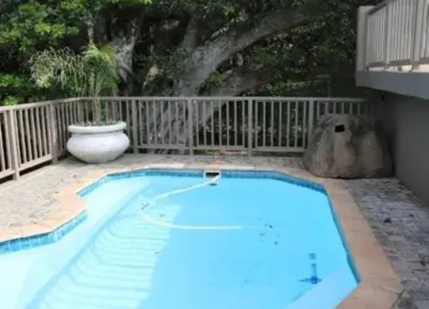 Praslin no 6