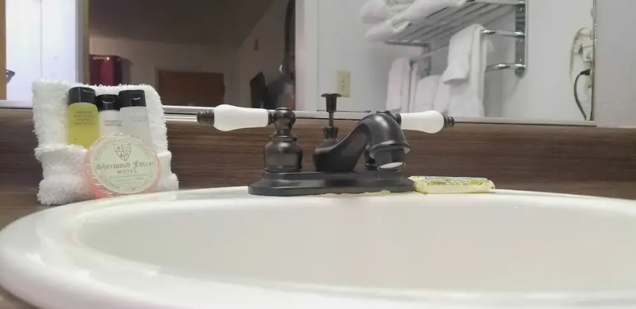 Sherwood Forest Motel