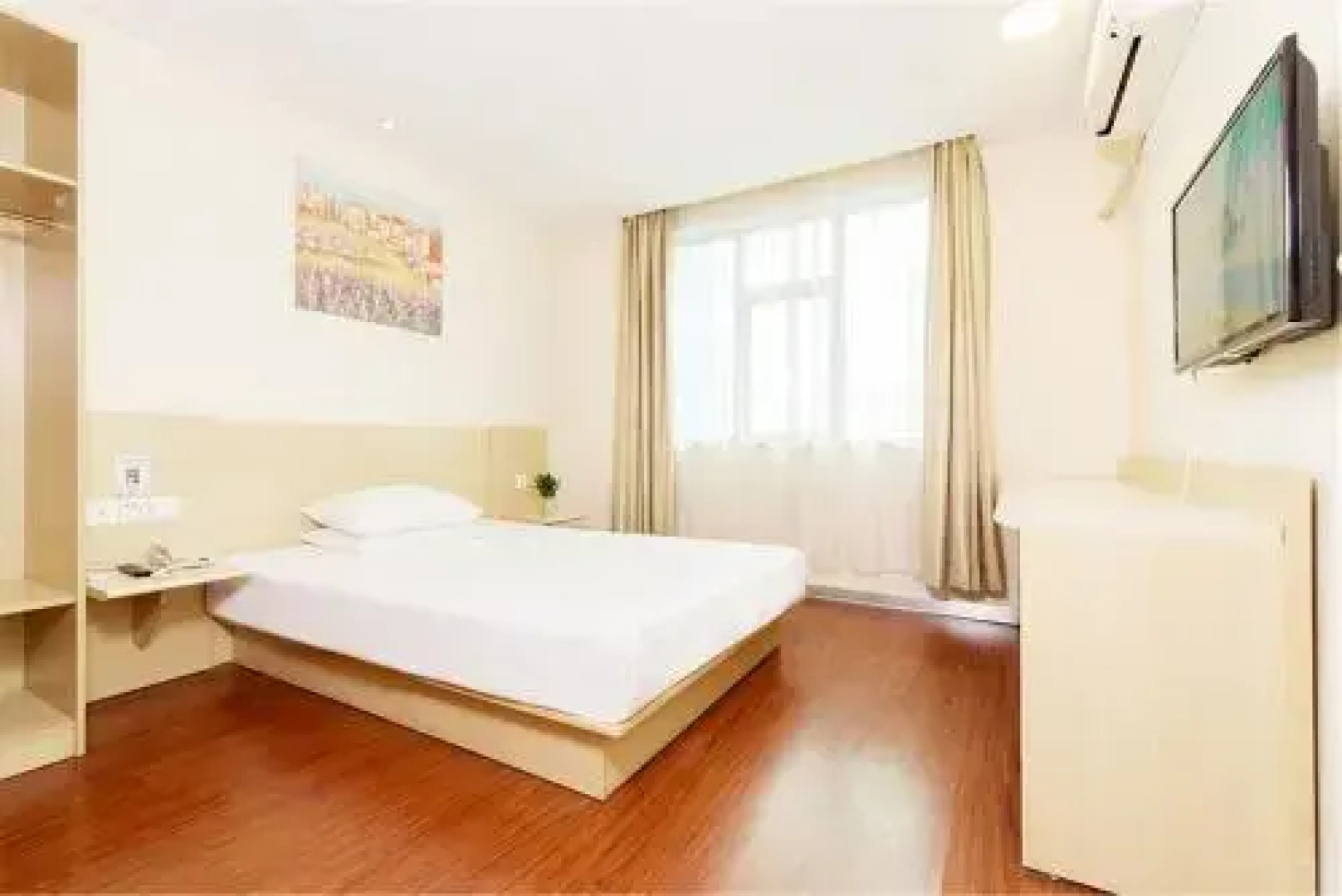 Hanting Express Shaoguan Huimin Nan Road Branch