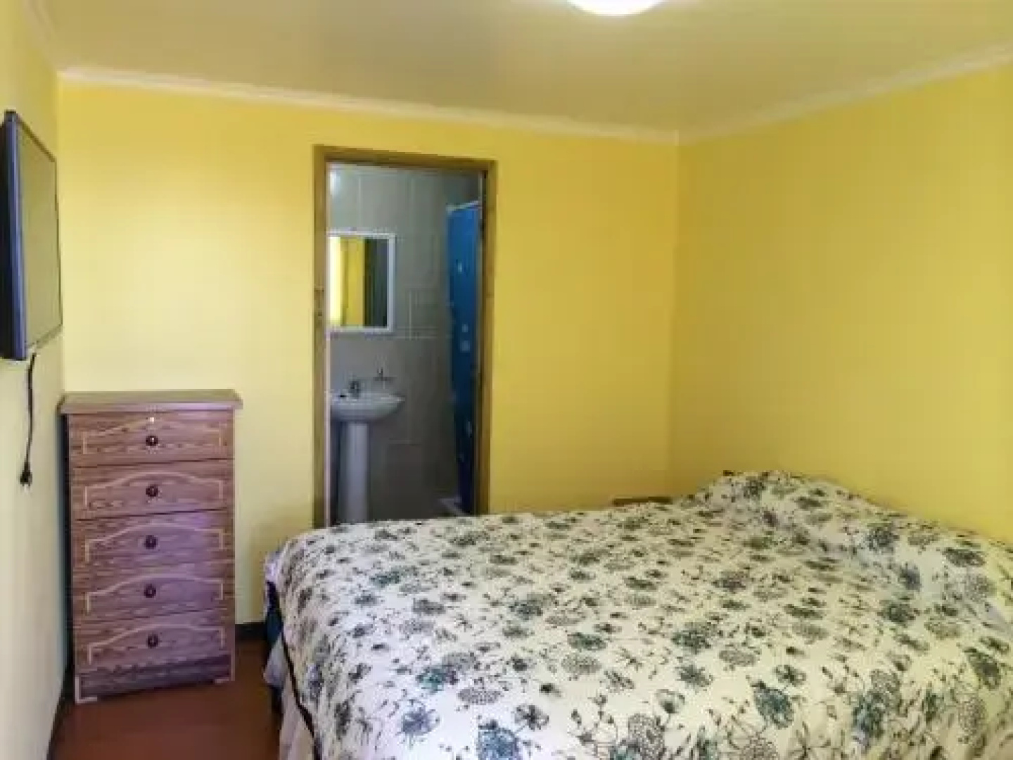 Hostal AGUSTÍN Particulares y empresas con factura