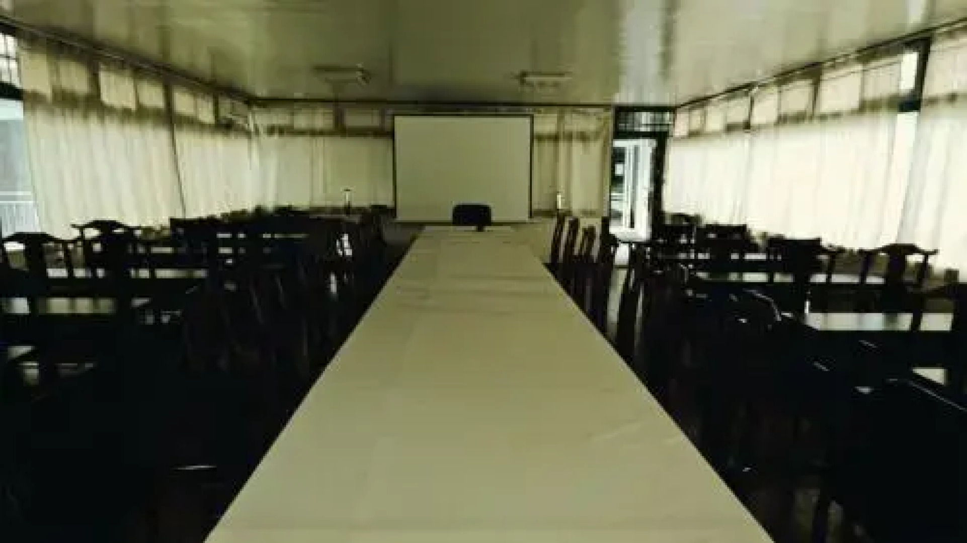 Dali Photography Theme Hostel