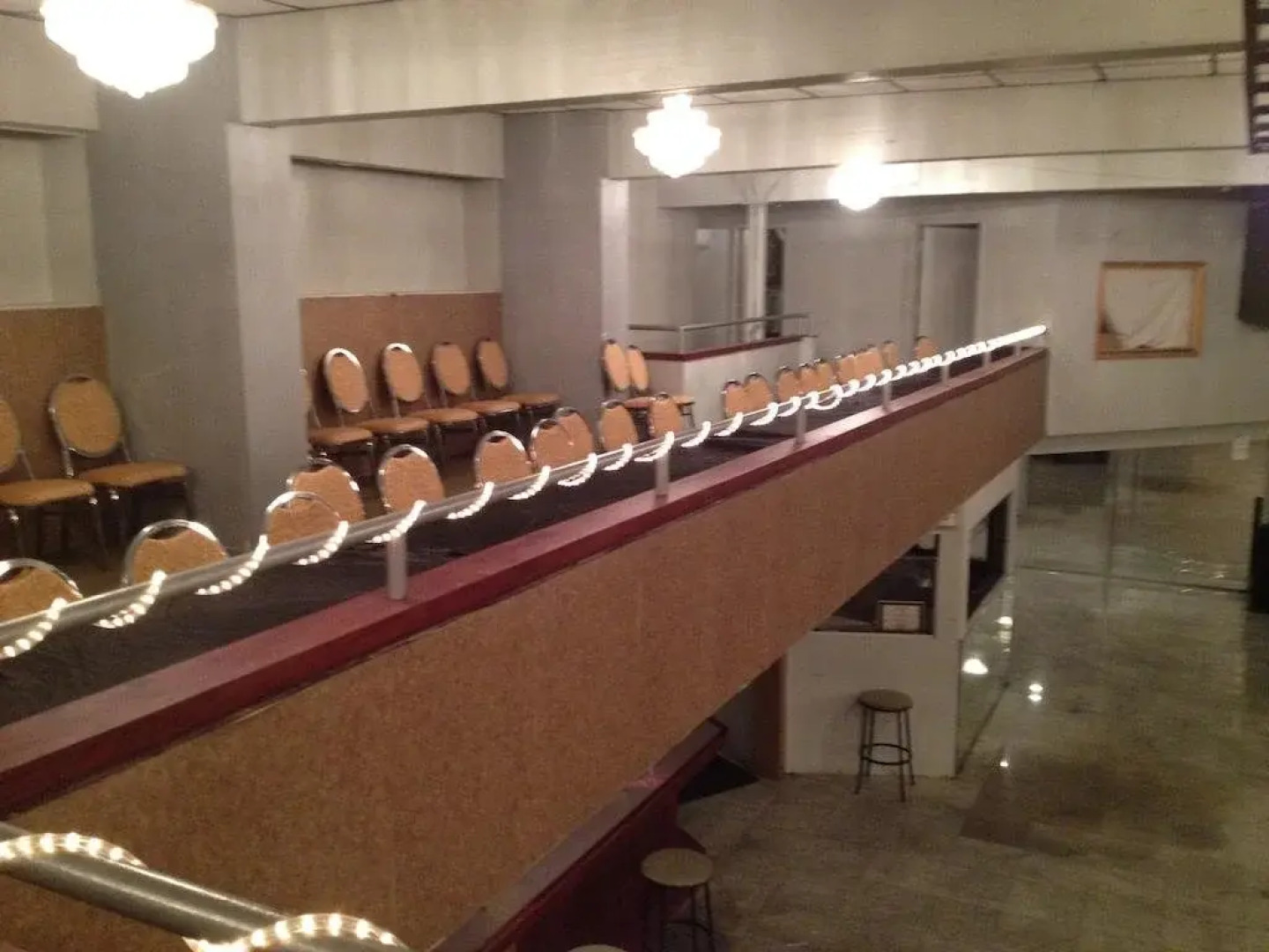 Travel Hotel & Suites