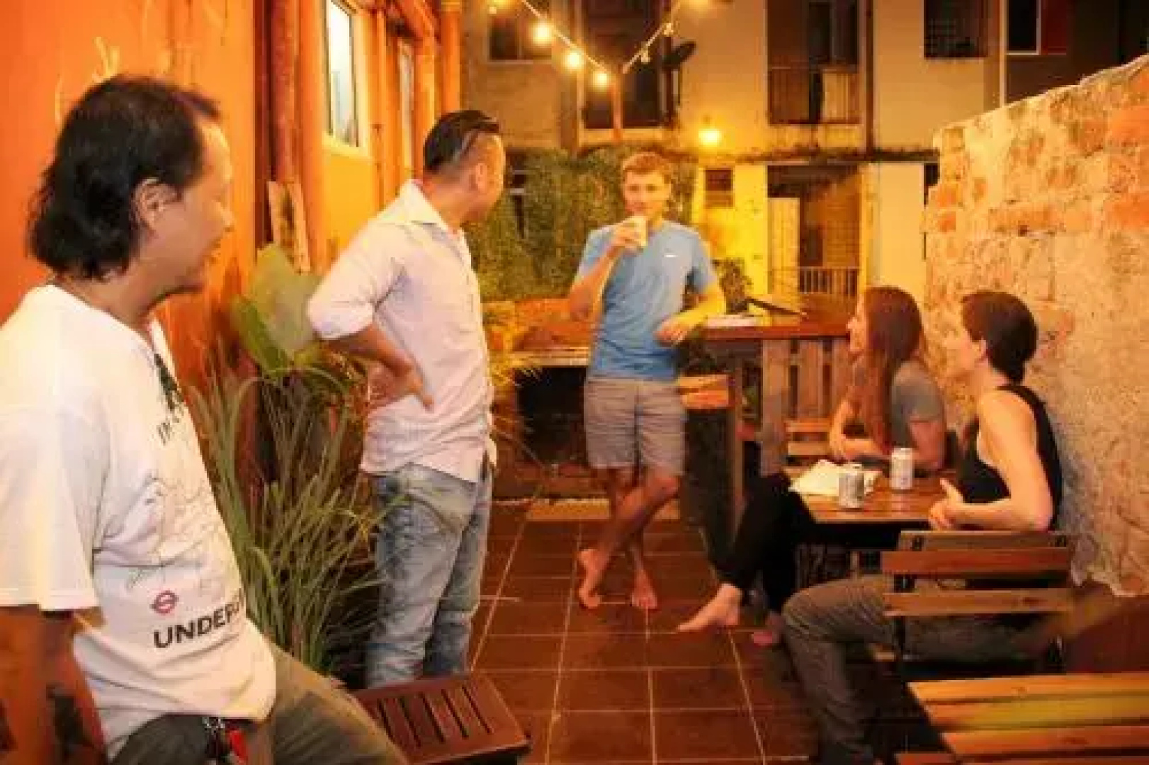 Le Nomade Hostel & Cafe
