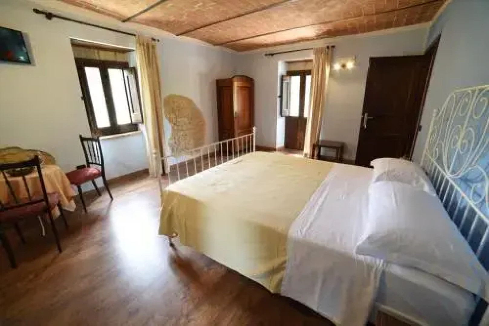Agriturismo " La Valle degli Ulivi"