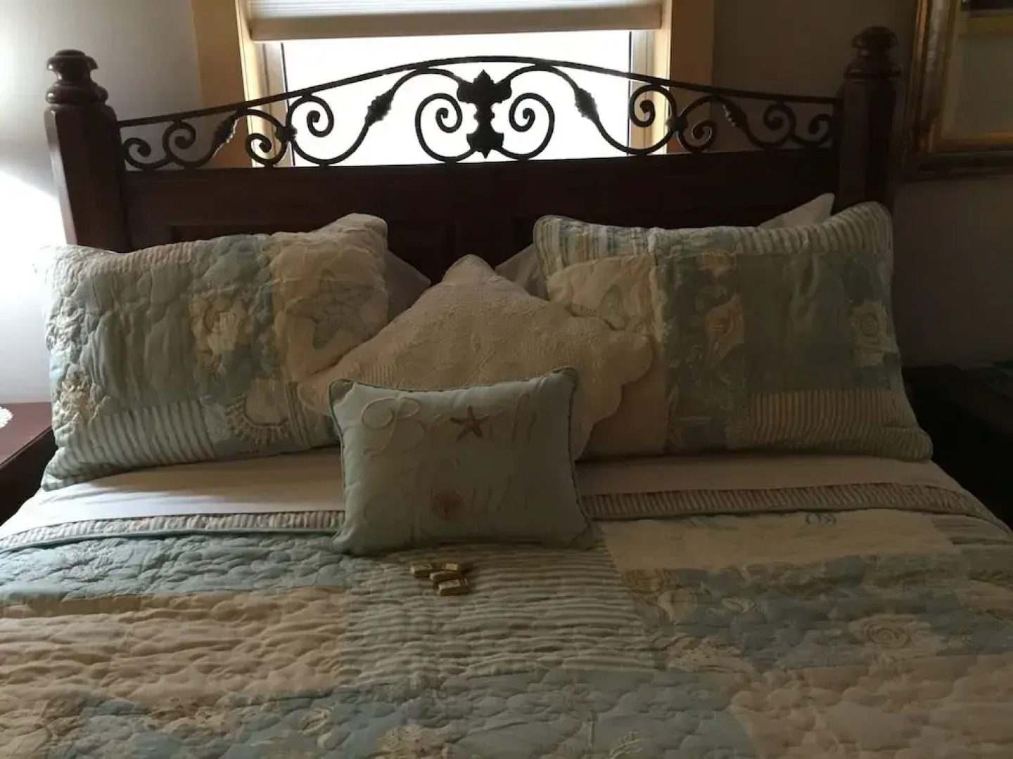 The Robin's Nest Tobermory