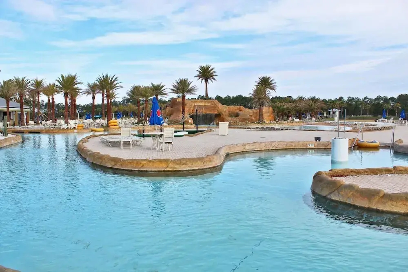 Wharf 405 - 2 Br condo