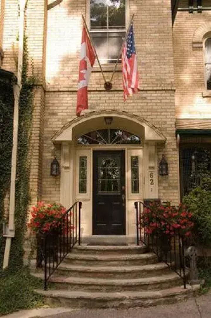 Stewart House Inn