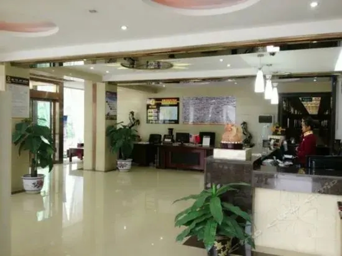 Super 8 Pingliang Xi Men Kou