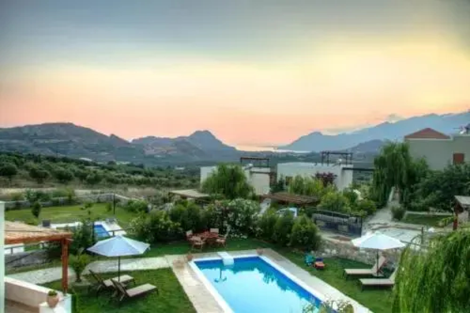 Gasparakis Villas & Bungalows
