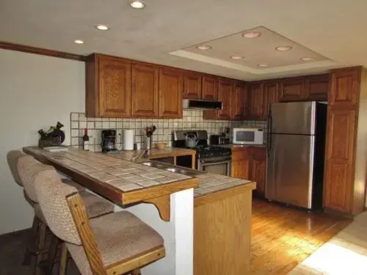 055 Lakefront Ski Getaway Cabin
