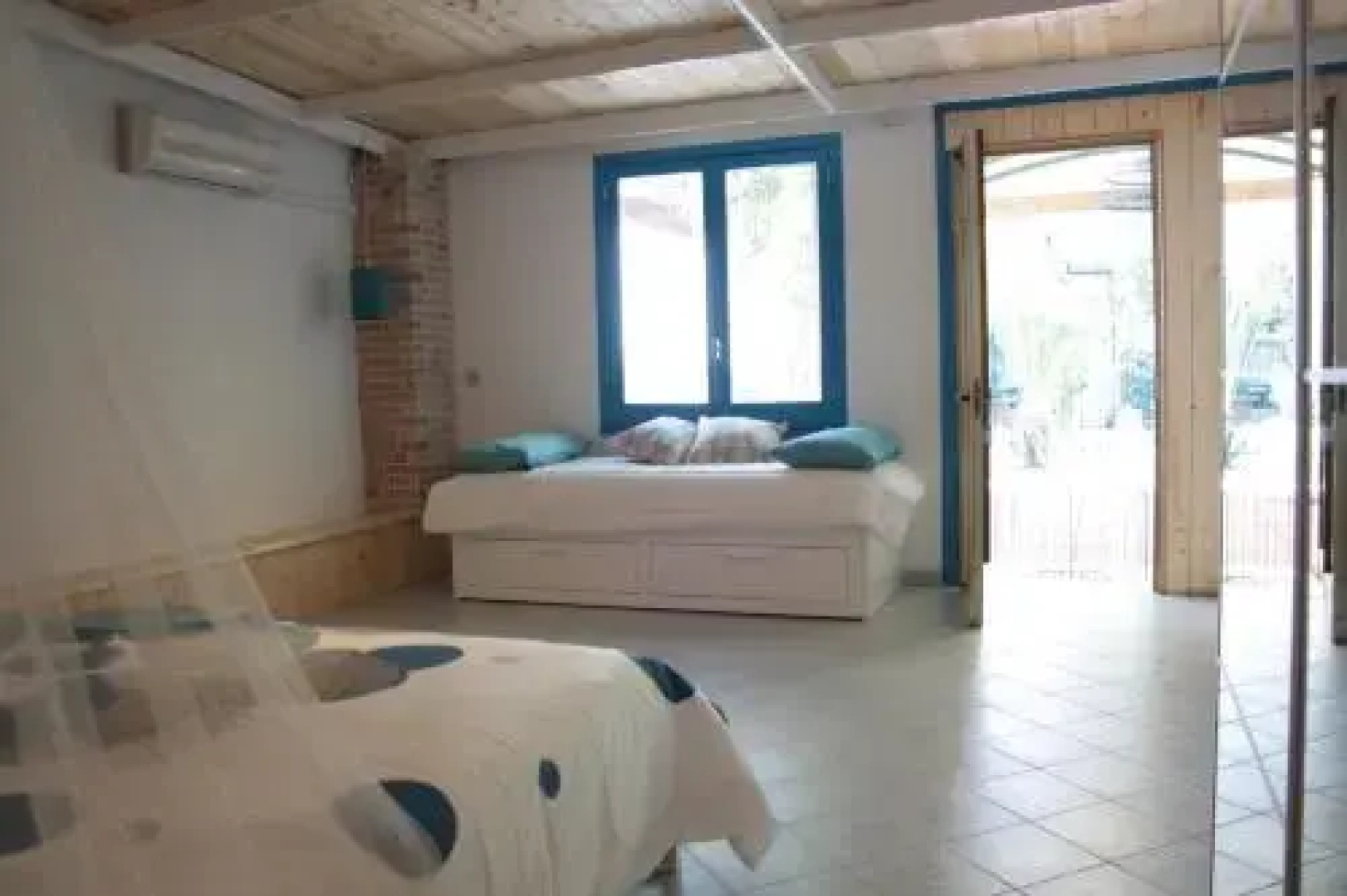 Blue B&B
