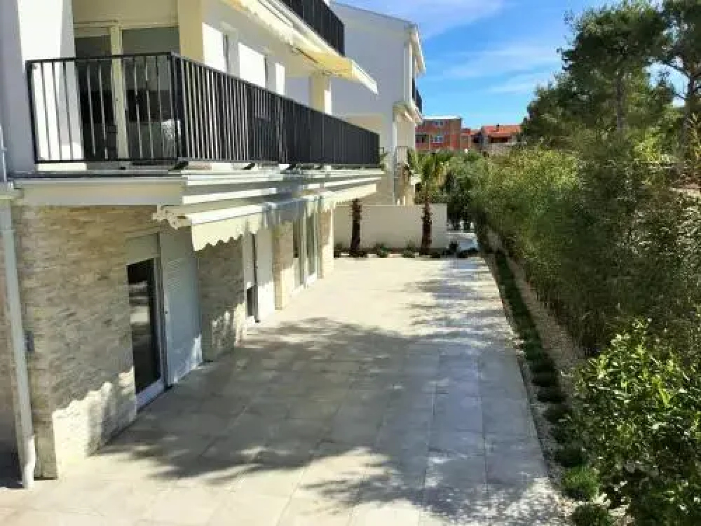 HD Beach House II