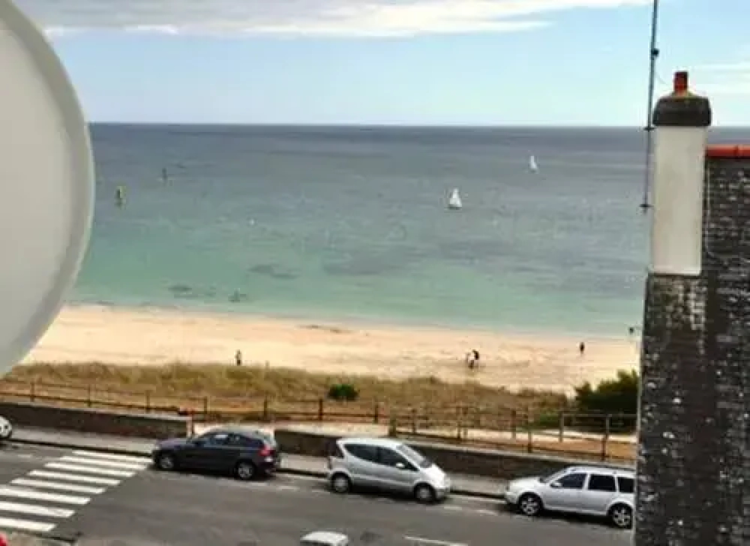 Fenetre Ouverte Sur La Plage