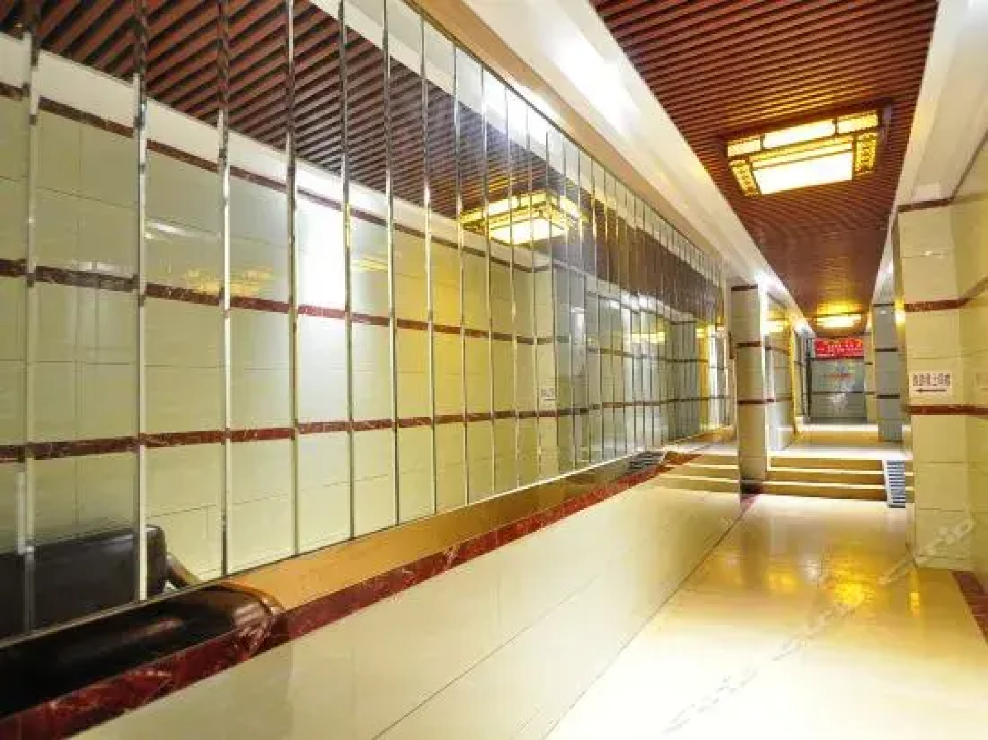 Qujing Xuantan Inn
