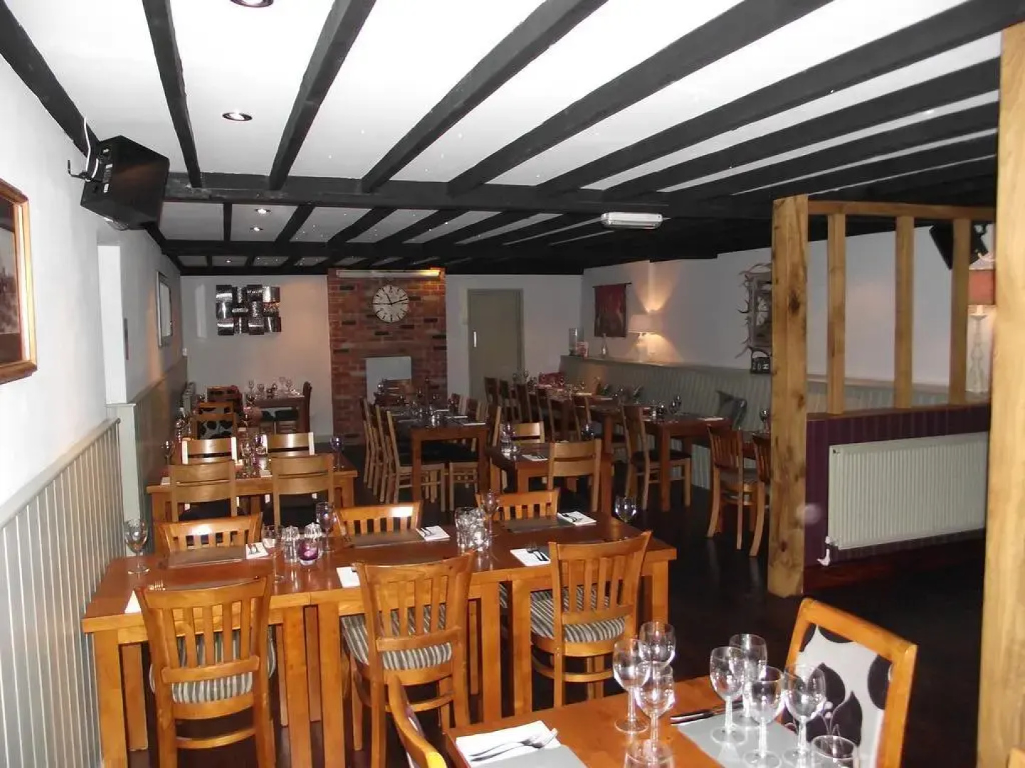 Horse and Groom Hotel
