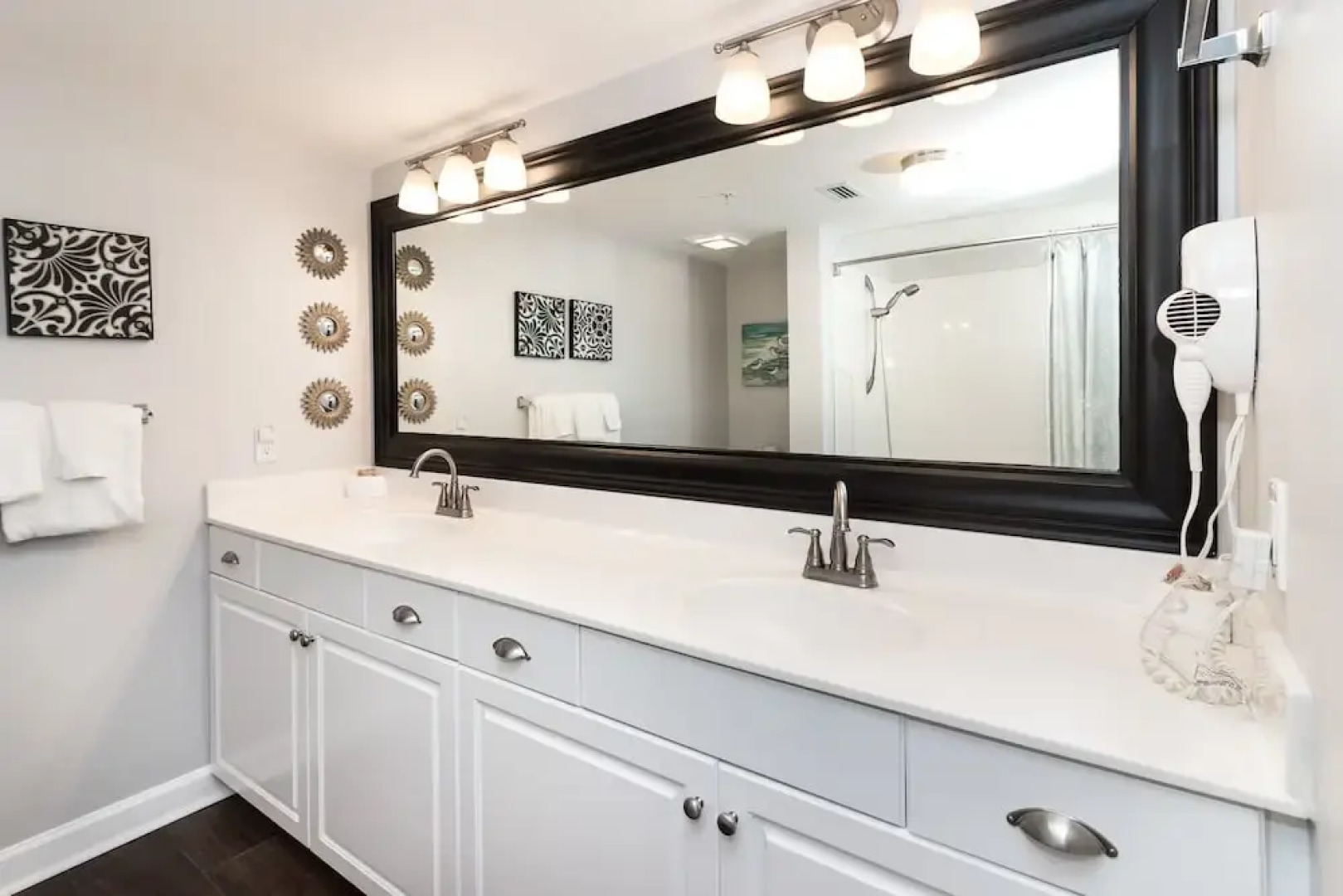 Pelican Isle 510 by RedAwning