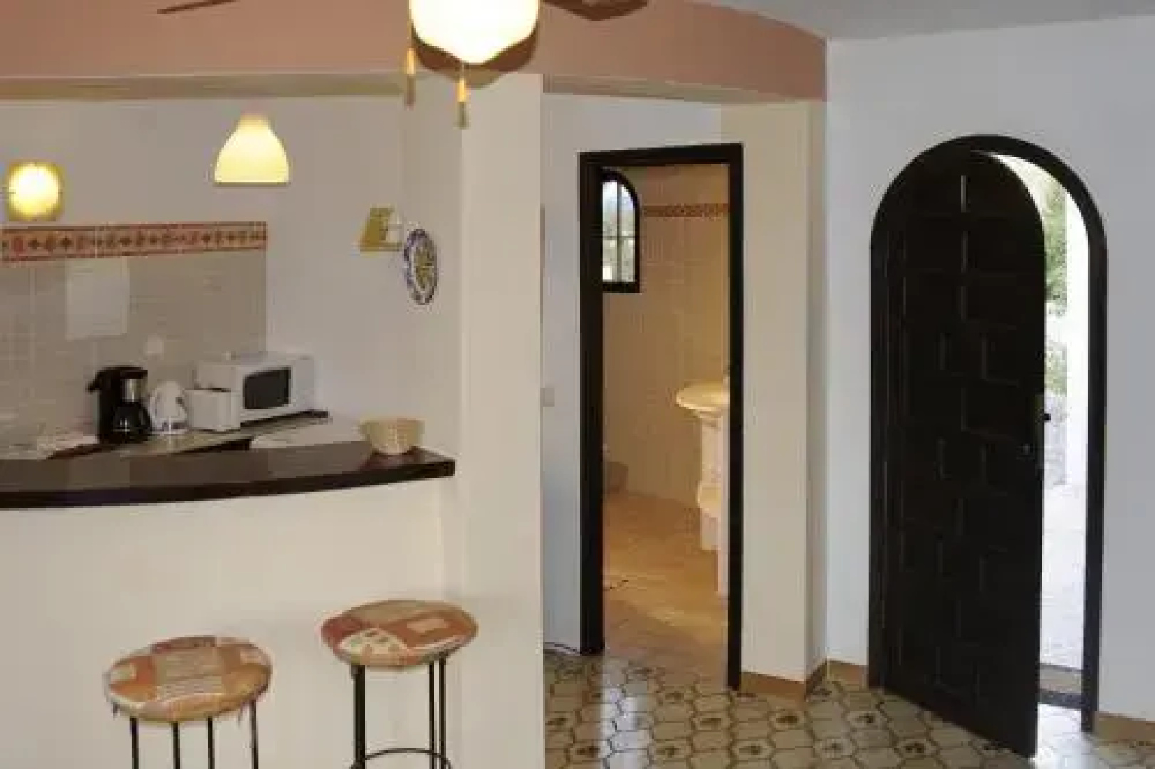 Calador Studios & Apartments
