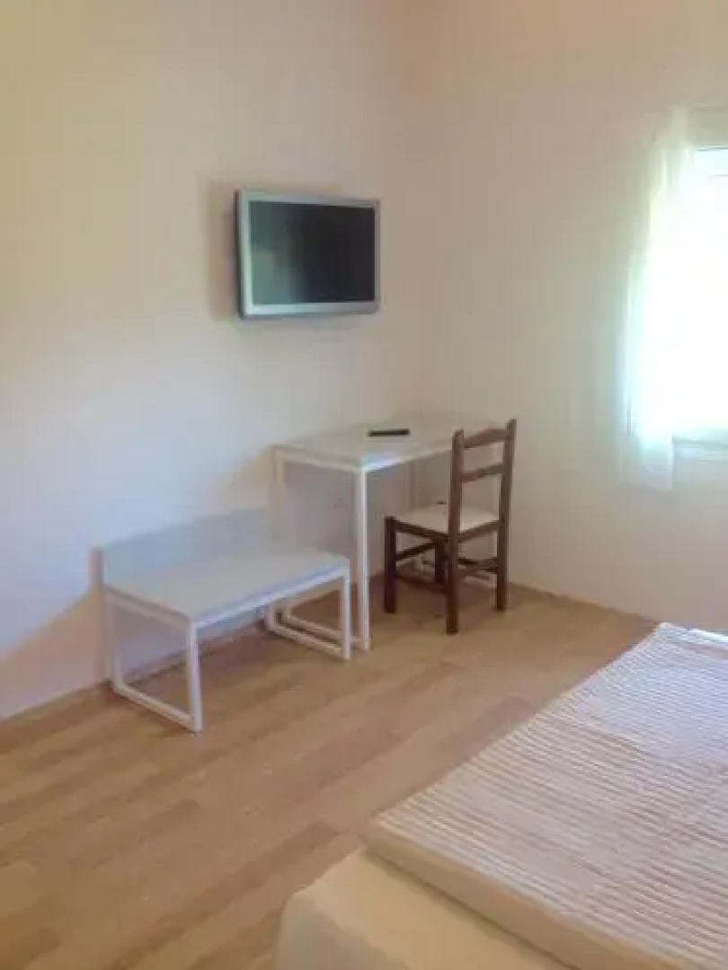 Amberyellowbnb