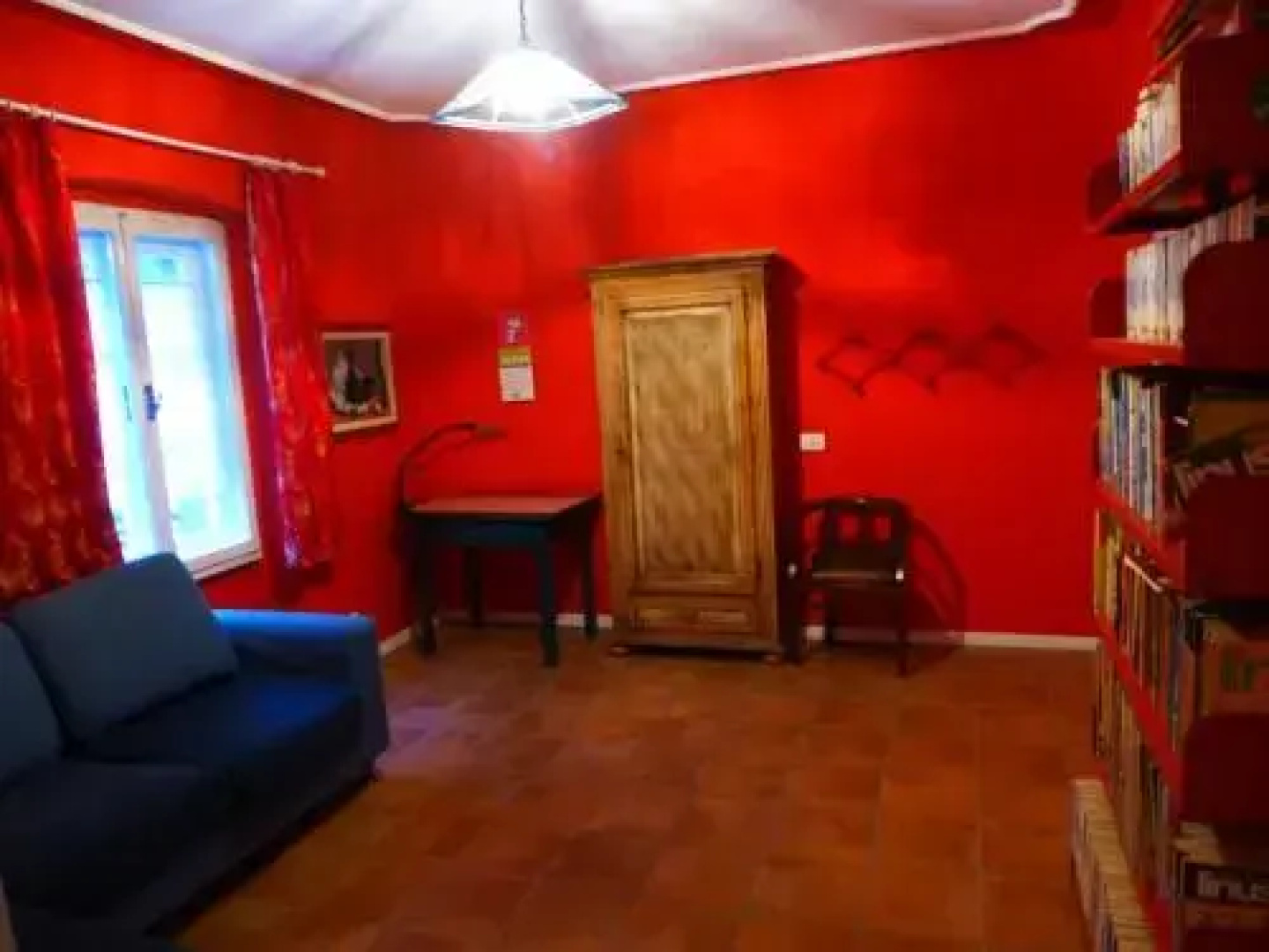 Inplait Libreria con Cucina e B&B