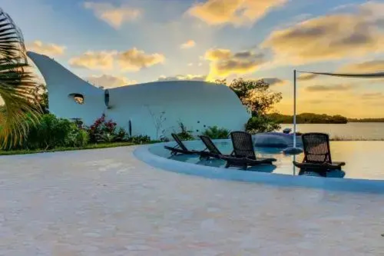 Swan Villas Belize