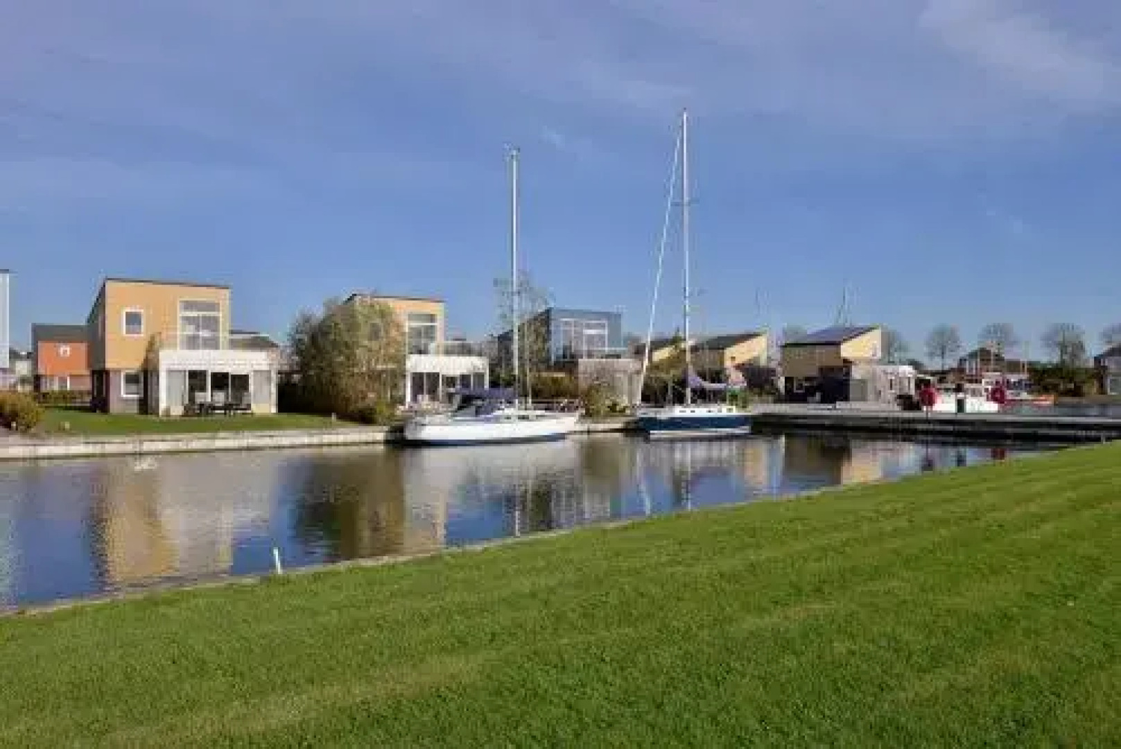 Nautic Rentals - Marinapark Oude-Tonge