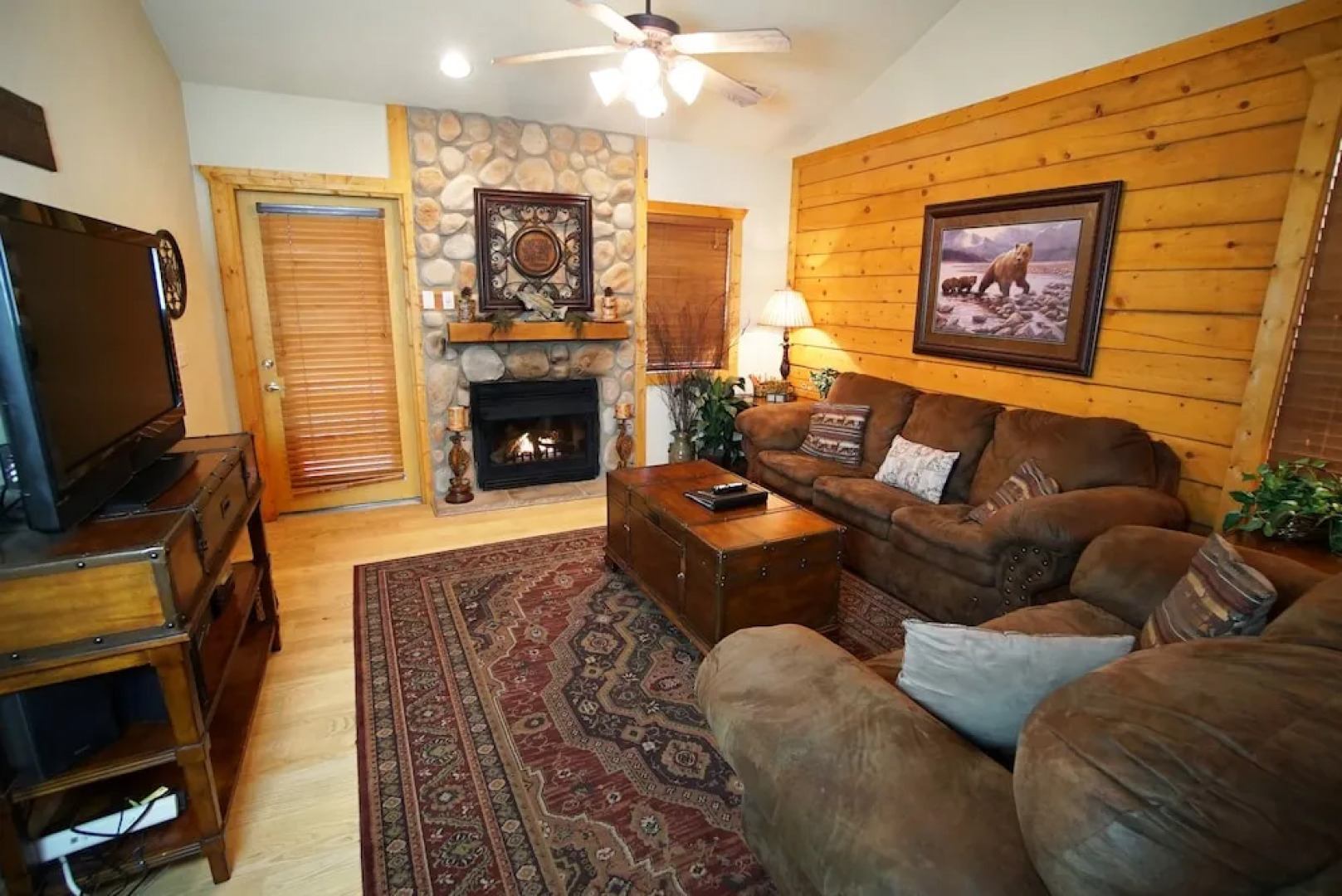 Cabins at Grand Mountain by Thousand Hills Resort