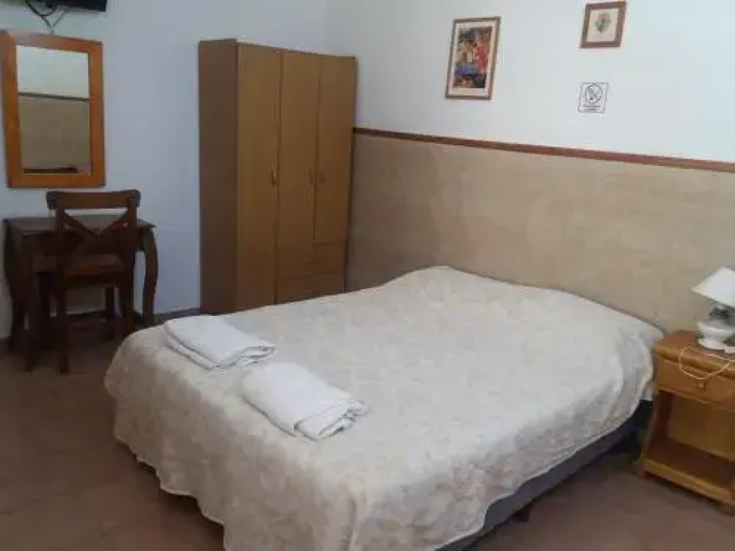 Apartamentos La Esmeralda