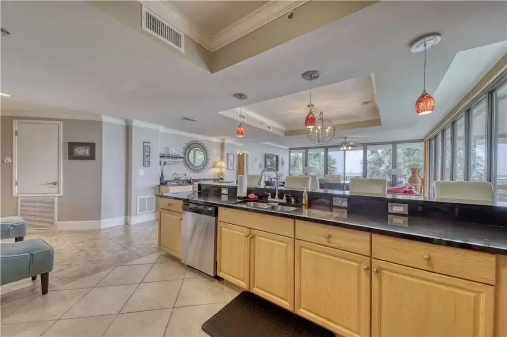 Holiday Isle - Ground Floor Corner Unit