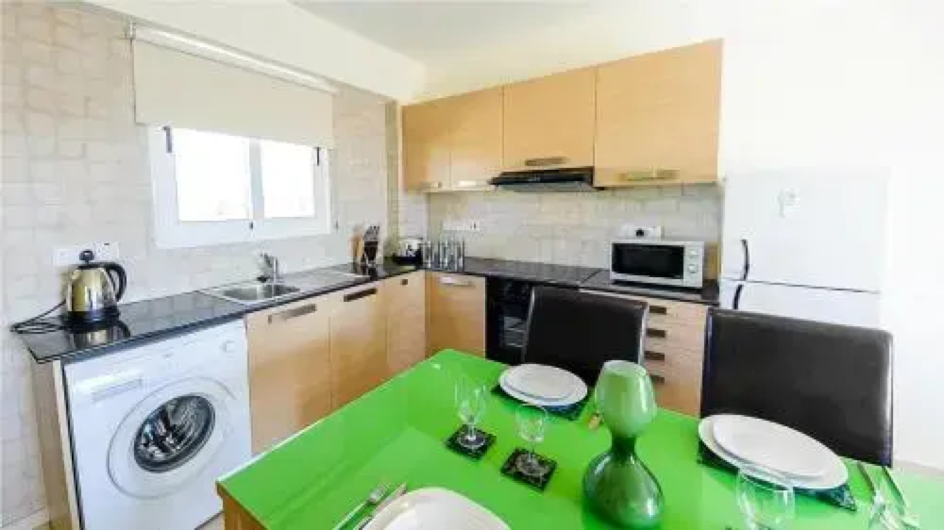 Oceanview Apartment 064