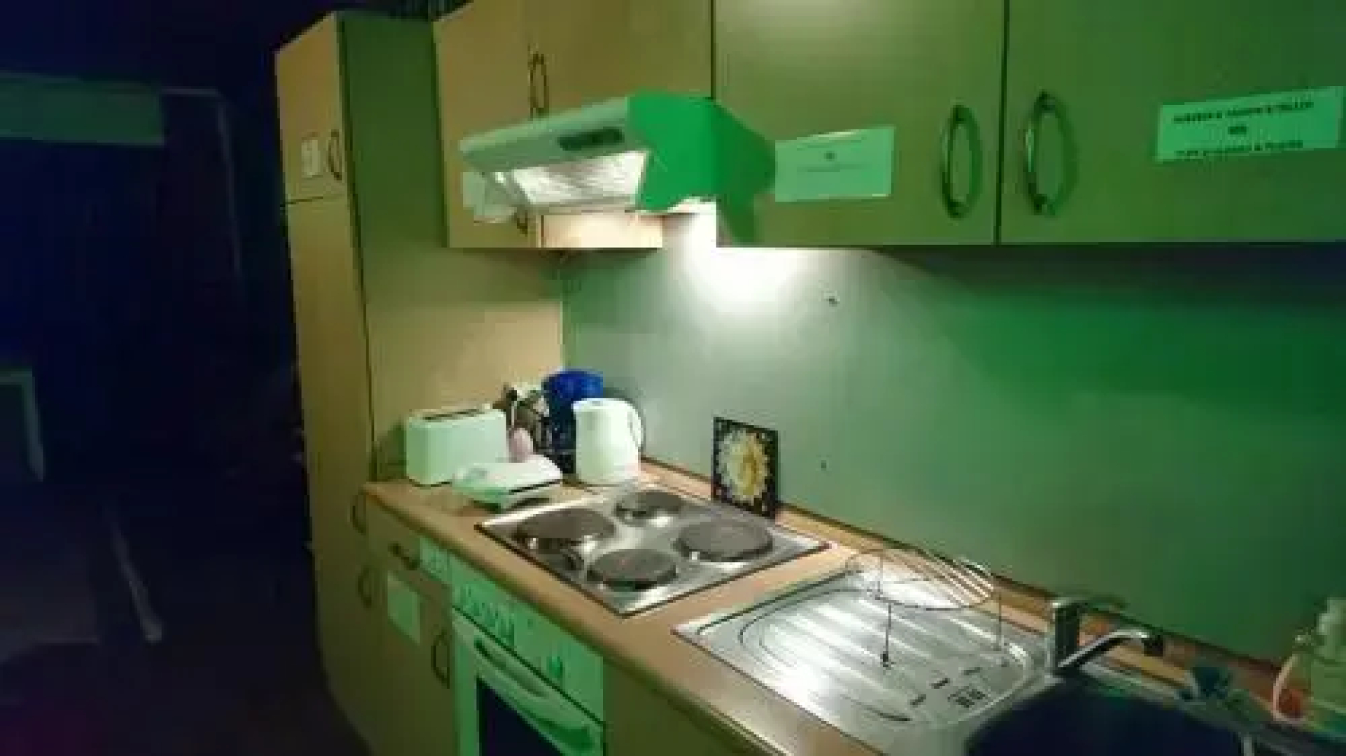 Ruhiges Keller Apartement