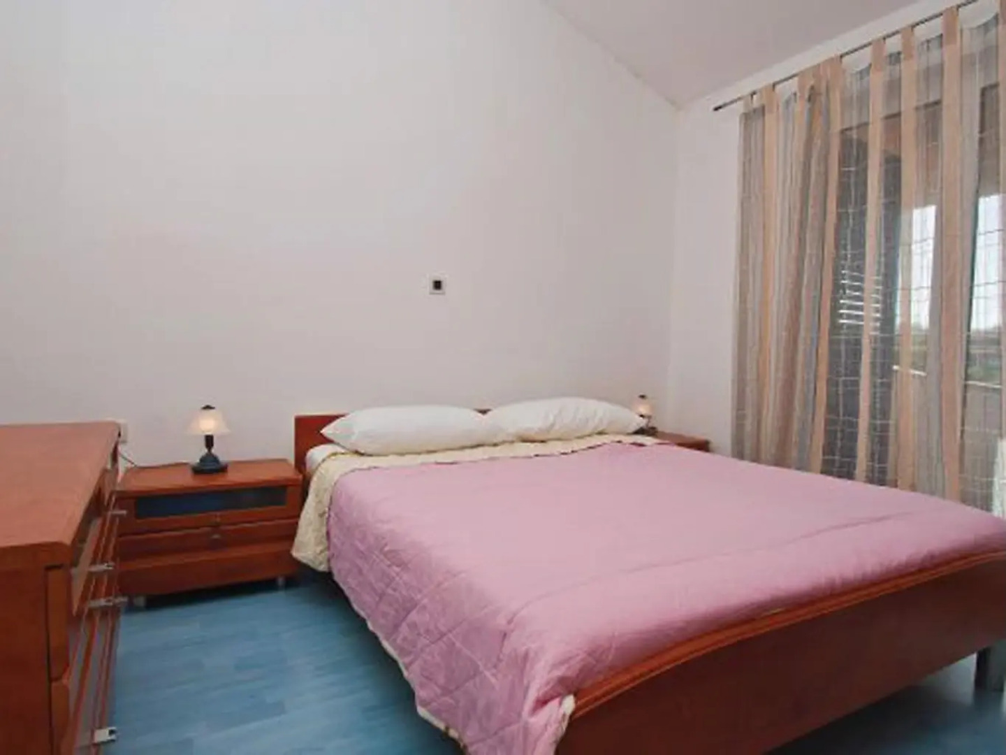 Holiday Home Dori (LBN394)