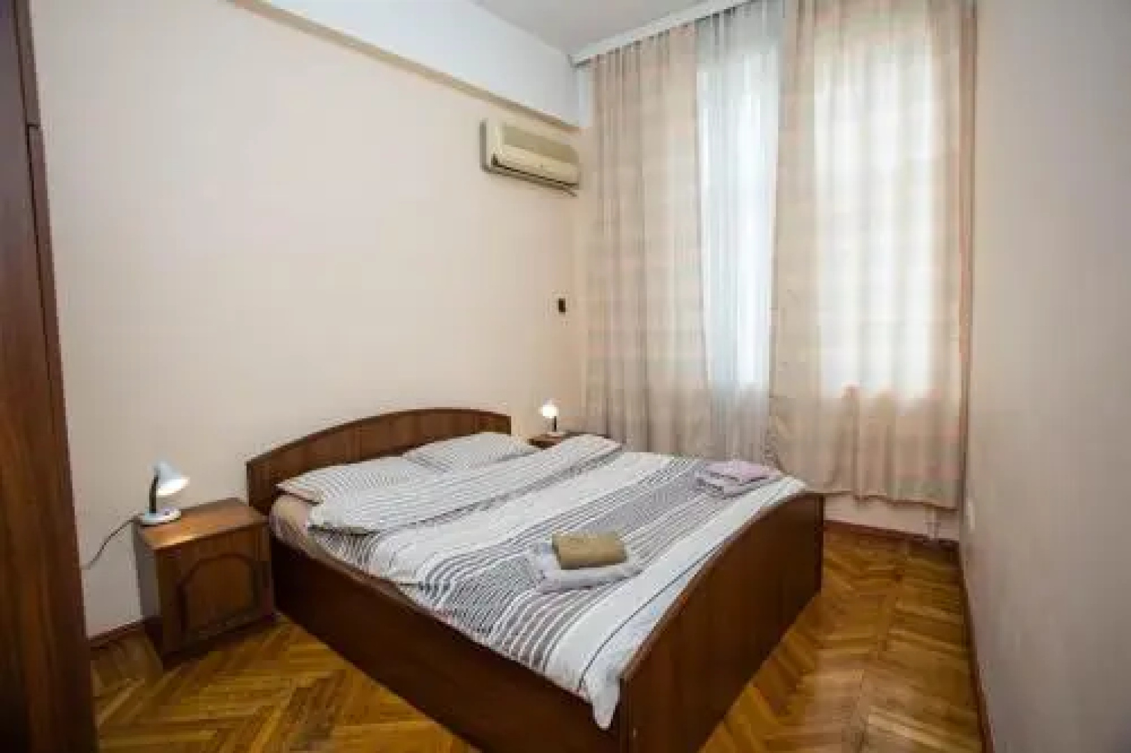 Boulevard Apartment