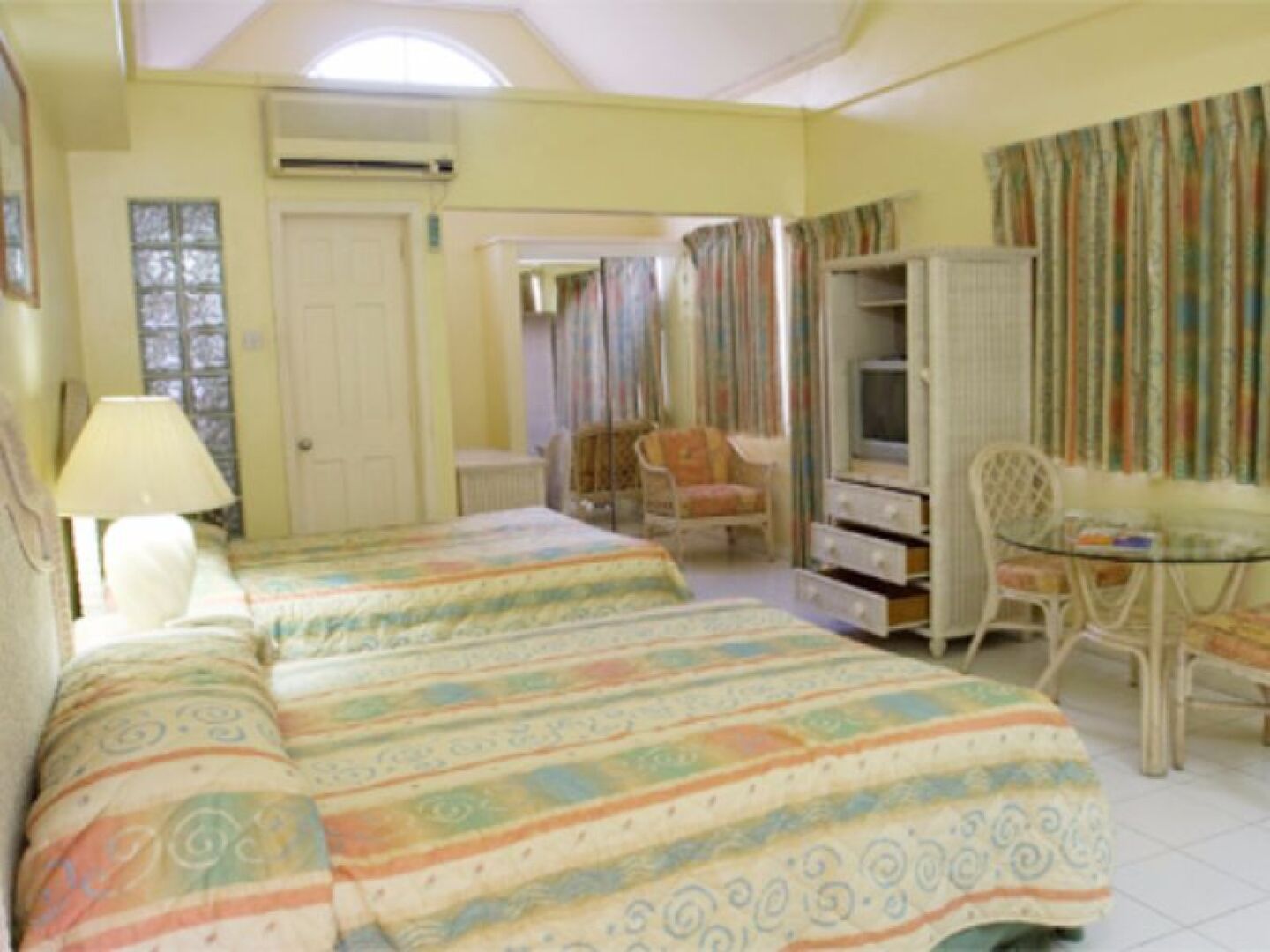 The New Montrose Hotel