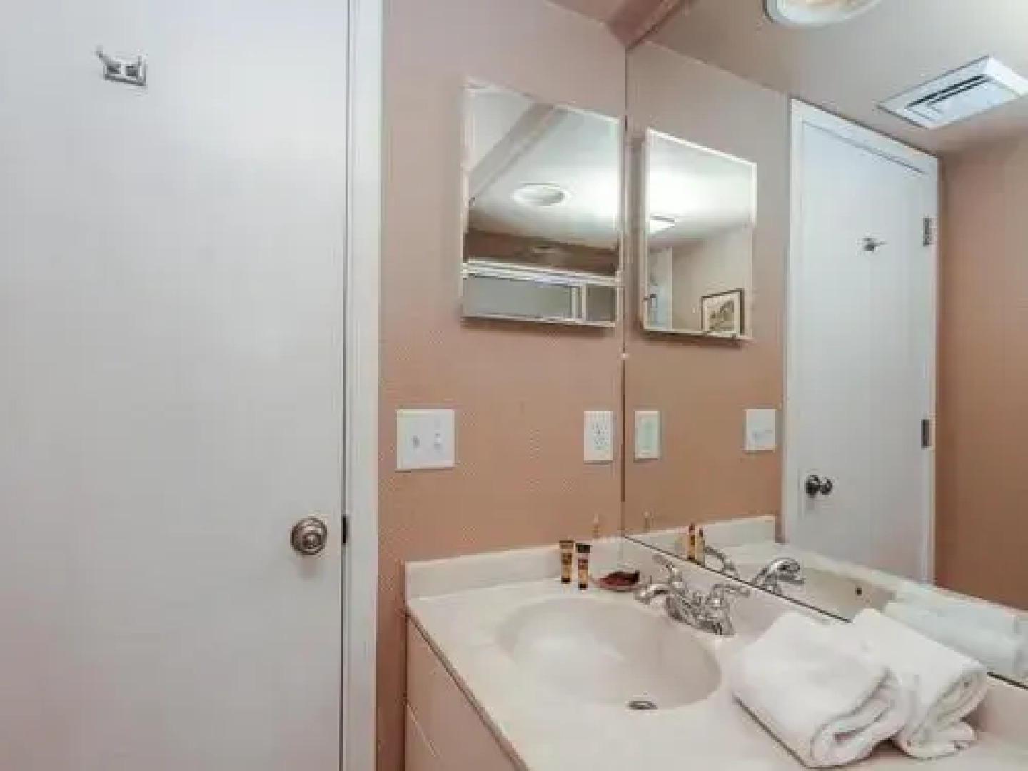 Windswept 4456 by RedAwning