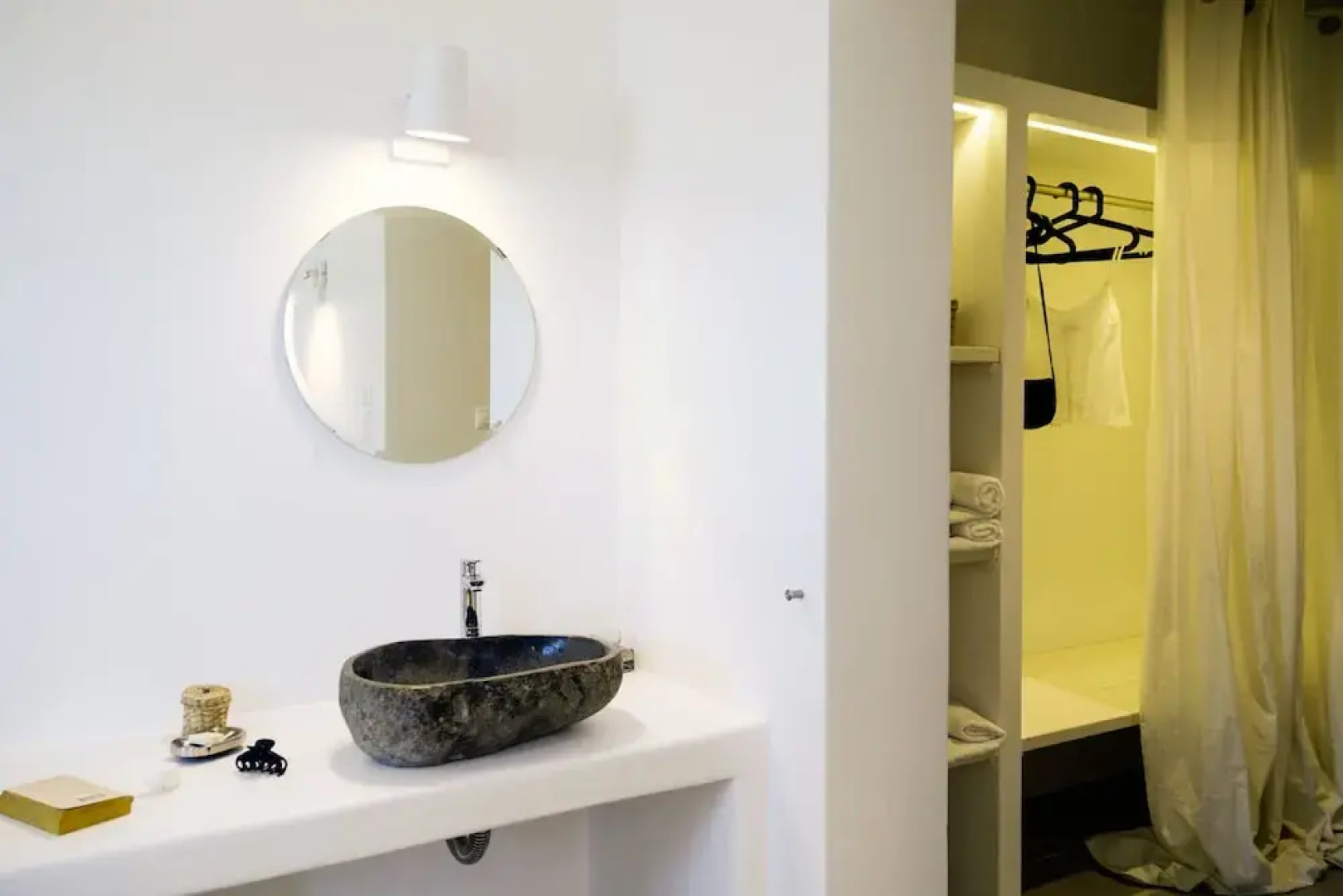 Antiparos Homes