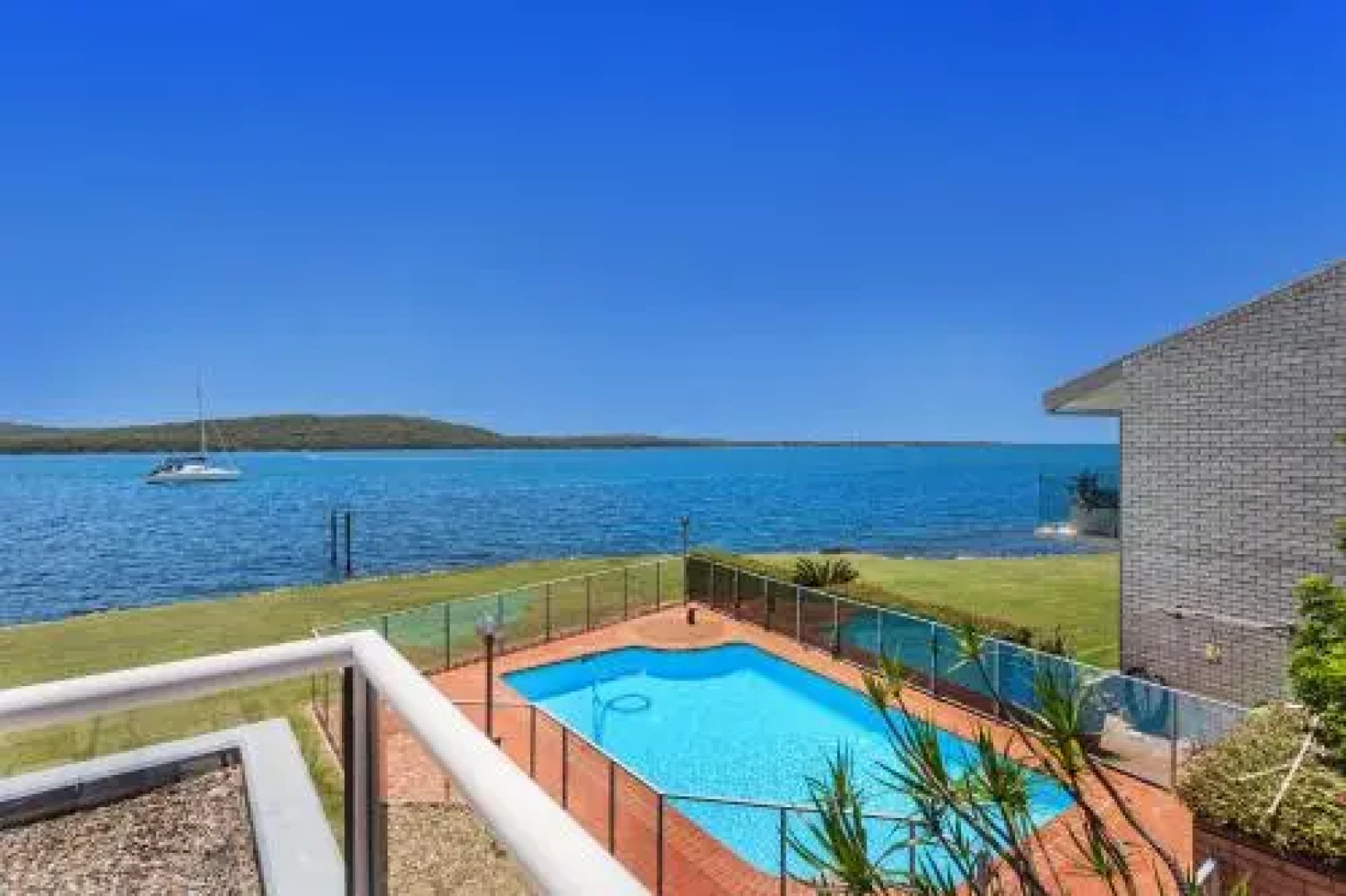 The Shores, 2/109 Soldiers Point Road