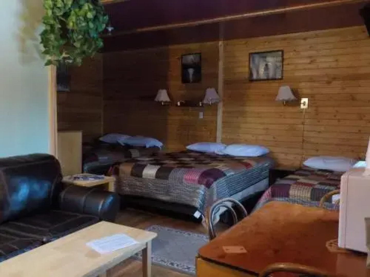 Buckshot Betty's Restaurant & Rooms